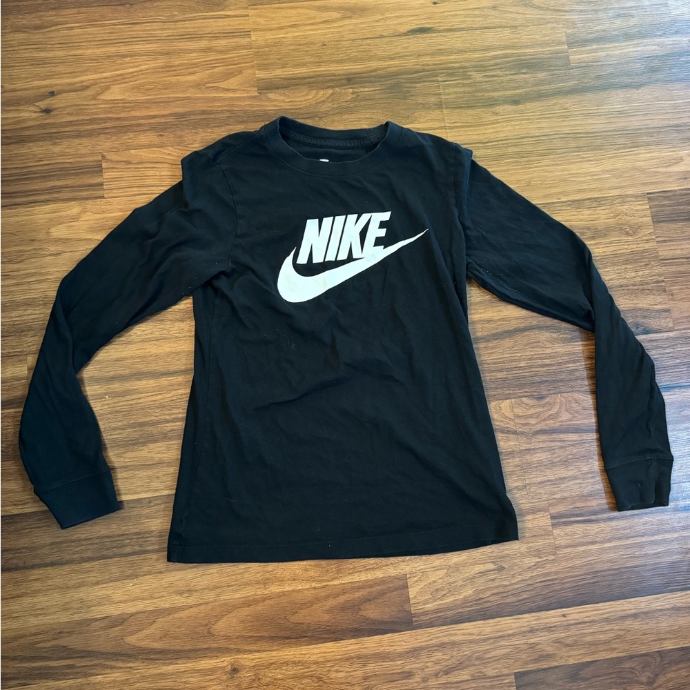 Nike girls black long sleeve size xs